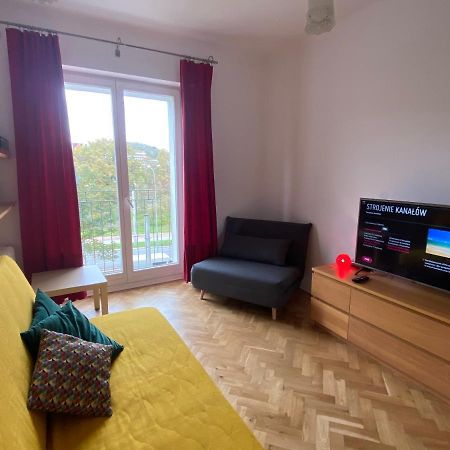 Kawalerka W Centrum Gdyni Z Osobna Kuchnia, 15 Min Spacerem Od Morza Gdynia Exterior foto